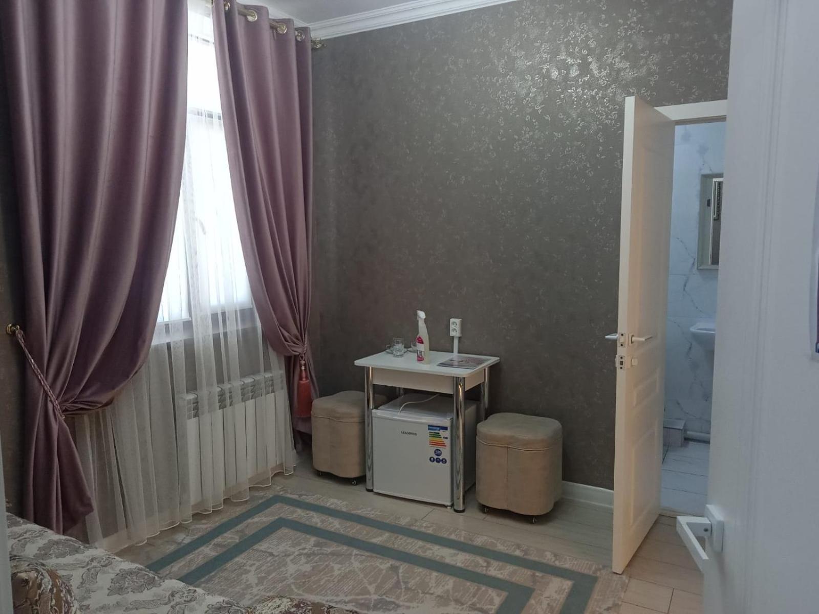 Hotel Keruen Deluxe Taraz Exterior foto