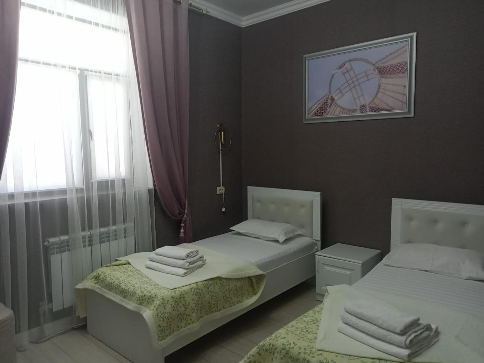 Hotel Keruen Deluxe Taraz Exterior foto