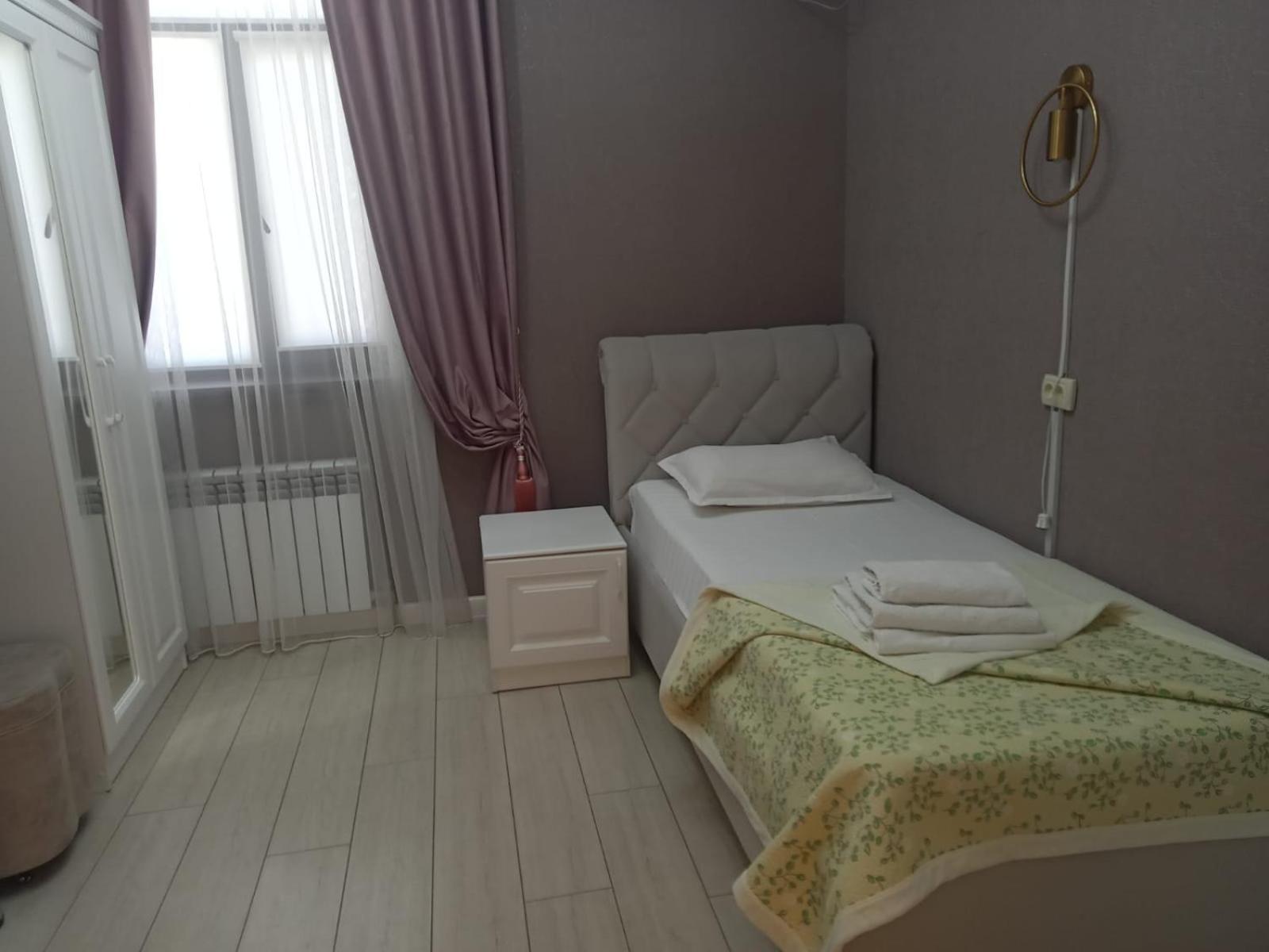 Hotel Keruen Deluxe Taraz Exterior foto